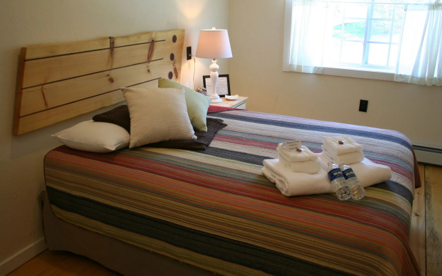 photo 3 of The Trailside Inn