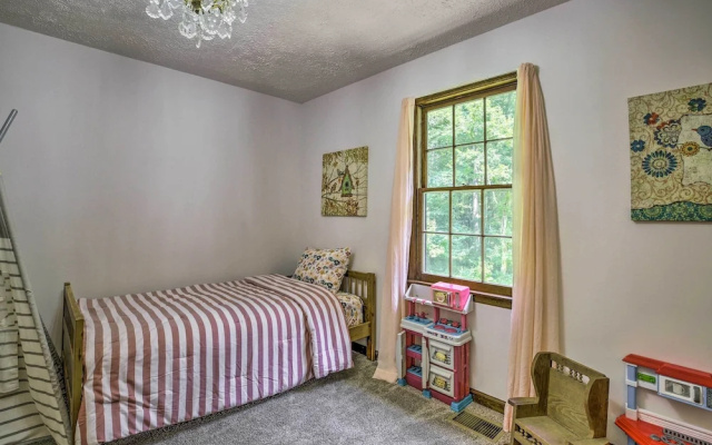 photo 2 of Quiet Home w/ Fire Pit - 1 Mi to Downtown Acworth!