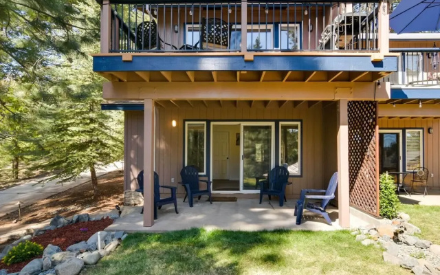 photo 5 of Tranquil Lake Almanor Getaway w/ Grill!