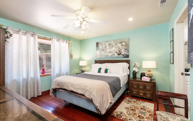 photo 5 of Tranquil Torrance - 1 Mile To Redondo Beach 4 Bedroom Home