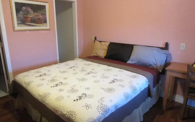 photo 3 of Travel Eagle Inn Motel