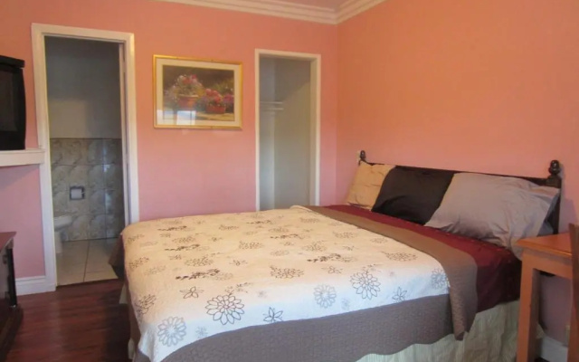 photo 4 of Travel Eagle Inn Motel