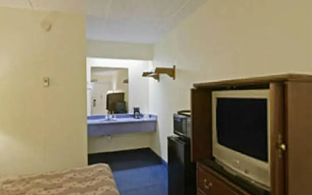 photo 5 of Travel Inn