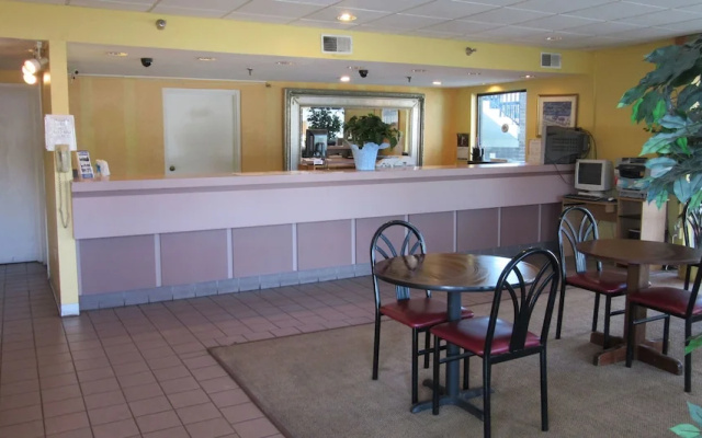 photo 2 of Travel Inn