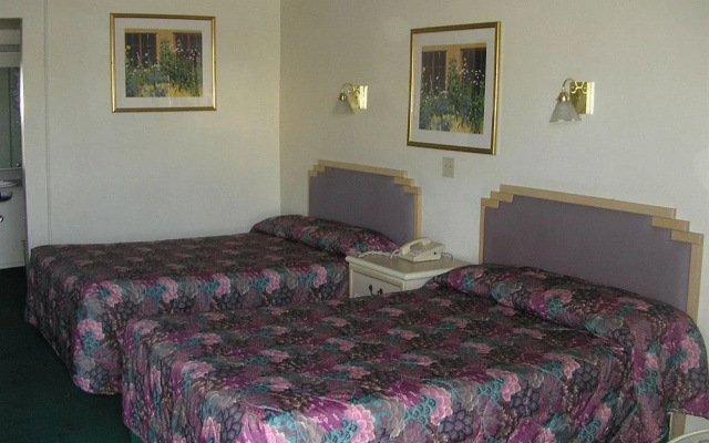 photo 3 of Travel Inn - In Phoenix (Alhambra)