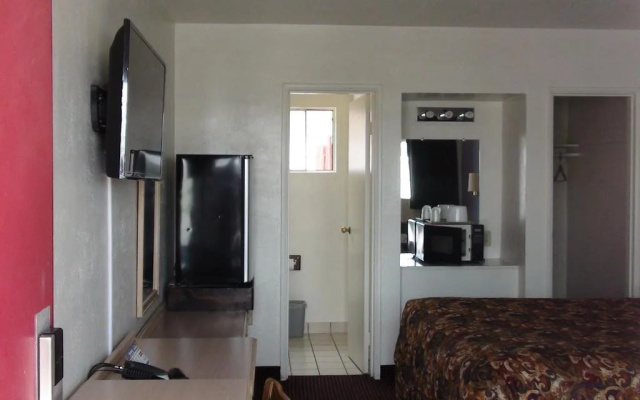 photo 2 of Travel Inn