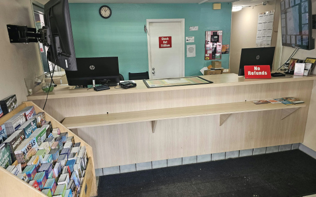 photo 2 of Travel Inn By OYO Omaha