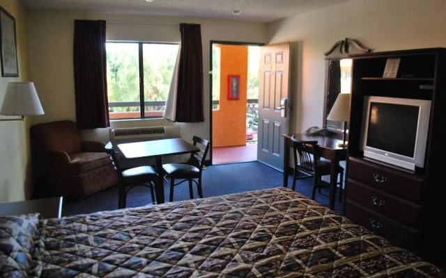photo 5 of Travel Plaza Inn