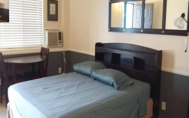 photo 2 of Traveler's Bed & Breakfast Hostel