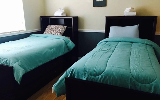 photo 5 of Traveler's Bed & Breakfast Hostel
