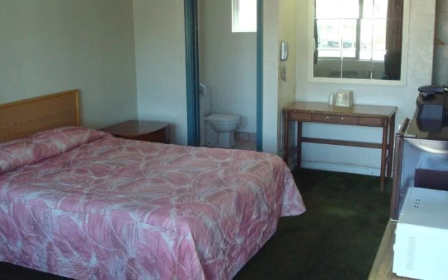 photo 3 of Travelers Rest Motel