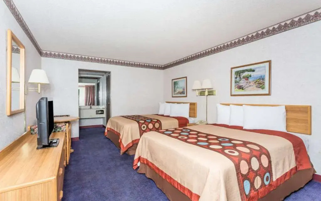 photo 3 of Days Inn by Wyndham Phoenix West