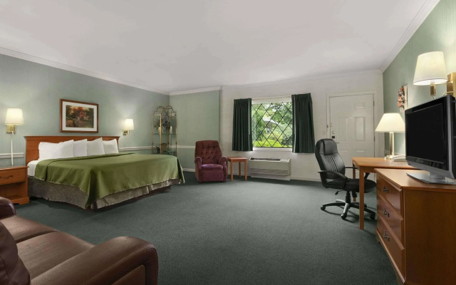 photo 2 of Travelodge by Wyndham Bedford