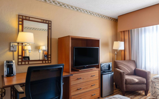 photo 4 of Travelodge by Wyndham Seattle By The Space Needle
