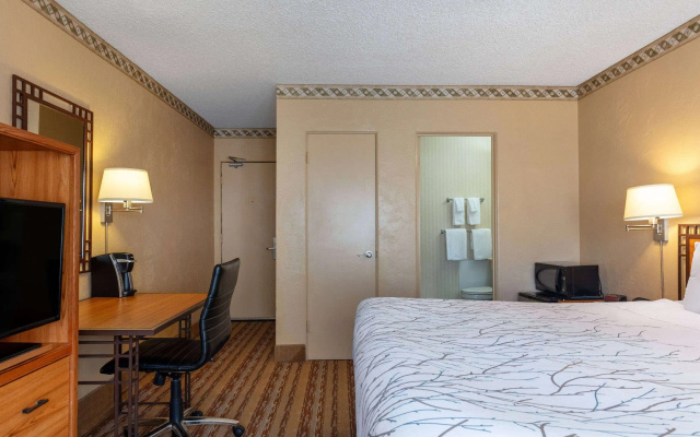 photo 5 of Travelodge by Wyndham Seattle By The Space Needle