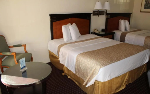 photo 4 of Travelodge by Wyndham Buena Park
