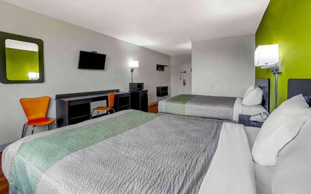 photo 3 of Travelodge by Wyndham Vernon CT