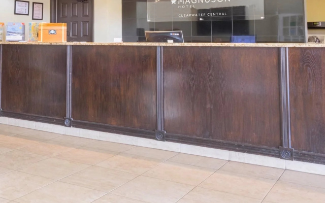 photo 2 of Rodeway Inn Clearwater - Central
