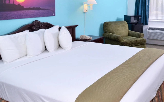 photo 3 of Rodeway Inn Clearwater - Central