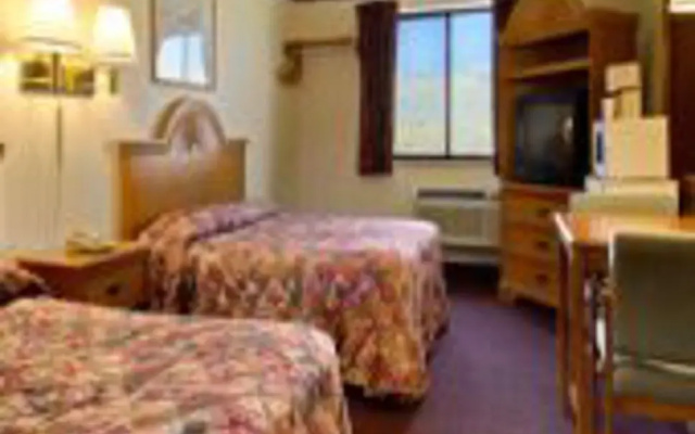 photo 3 of Travelodge Clinton
