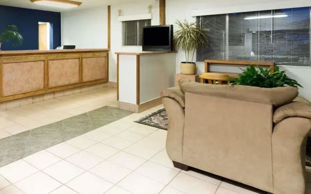 photo 2 of Travelodge Cortez