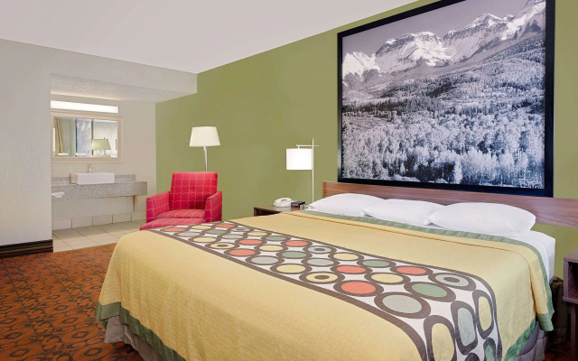 photo 2 of Super 8 by Wyndham Denver Central