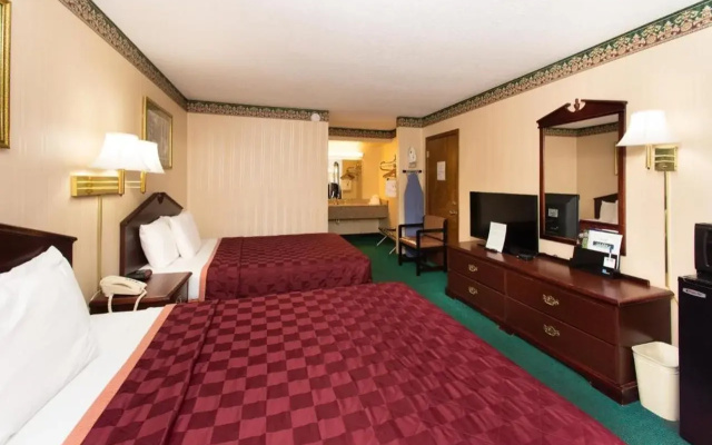 photo 3 of Ozarka Lodge Eureka Springs