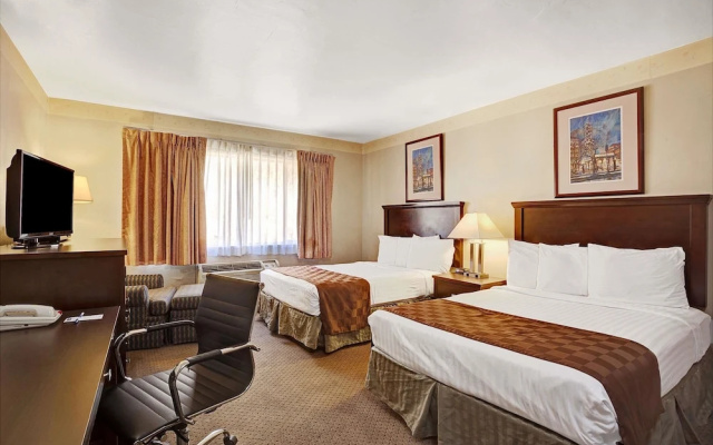 photo 4 of Travelodge Everett City Center