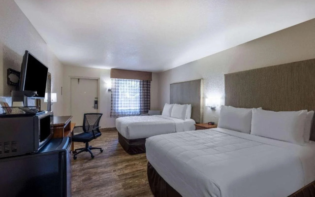 photo 2 of Travelodge Florida City Homestead Everglades