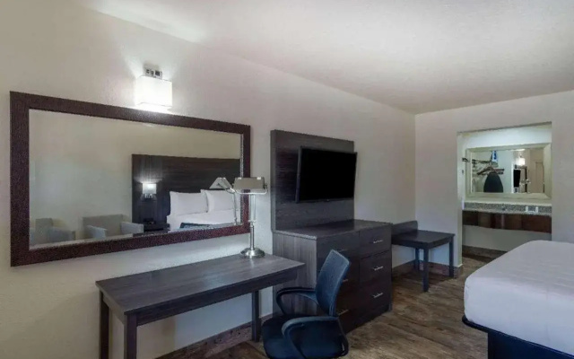 photo 4 of Travelodge Florida City Homestead Everglades
