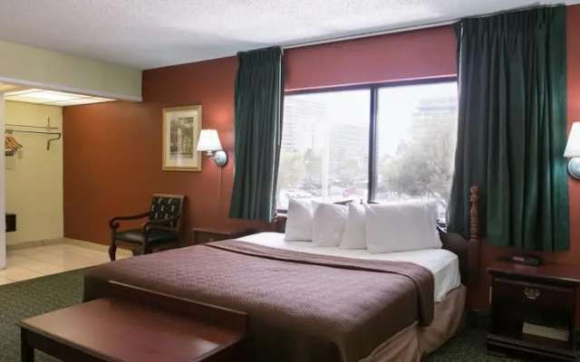 photo 5 of Travelodge Fort Lauderdale Beach