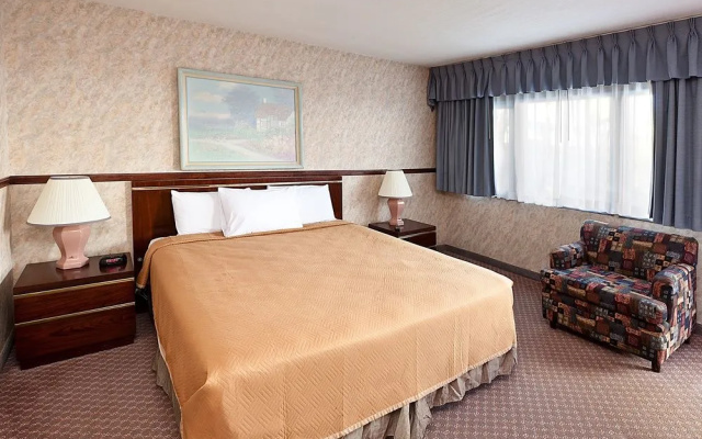 photo 5 of Travelodge at LAX Airport
