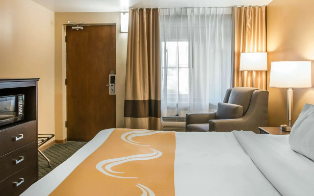 photo 4 of Quality Inn & Suites Houghton Downtown