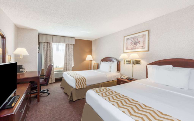 photo 3 of Travelodge Inn and Suites Albany