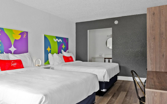 photo 3 of Developer Inn & Suites Airport JAX, a Baymont by Wyndham