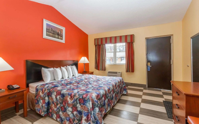 photo 2 of Travelodge Jersey City