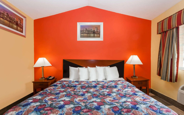 photo 4 of Travelodge by Wyndham Jersey City