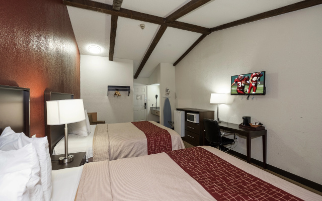 photo 4 of Red Roof Inn Lancaster - Strasburg