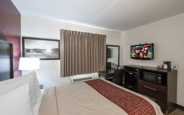 photo 5 of Red Roof Inn Lancaster - Strasburg