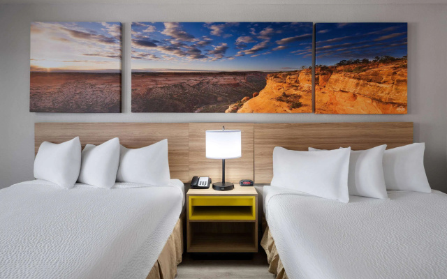 photo 4 of Days Inn by Wyndham Las Vegas Airport Near the Strip