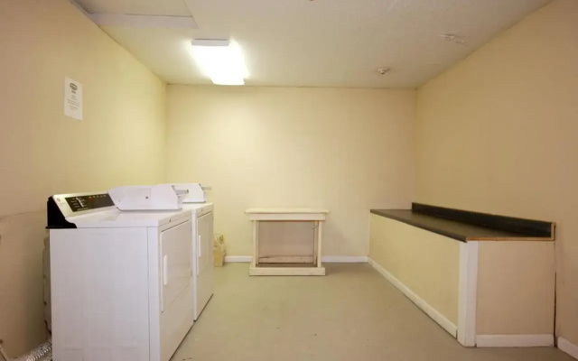 photo 3 of Country Hearth Inn & Suites Atlanta / Marietta and