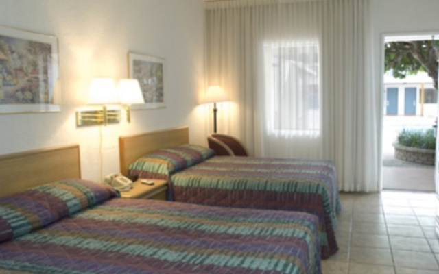photo 2 of Travelodge Monaco Oceanfront Resort