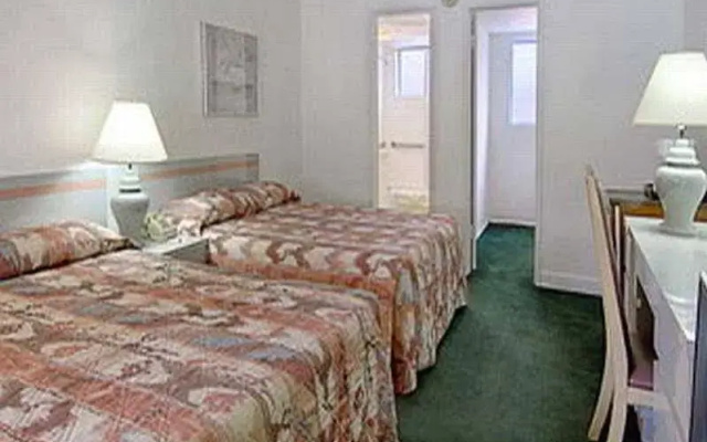 photo 3 of Travelodge Monaco Oceanfront Resort