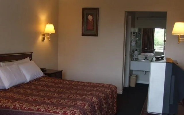 photo 4 of Springwood Hotel