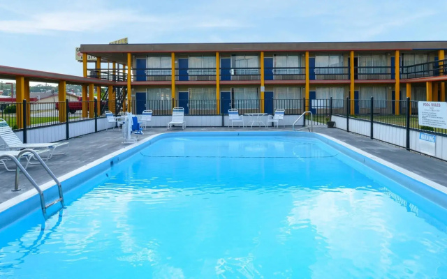 photo 3 of Springwood Hotel