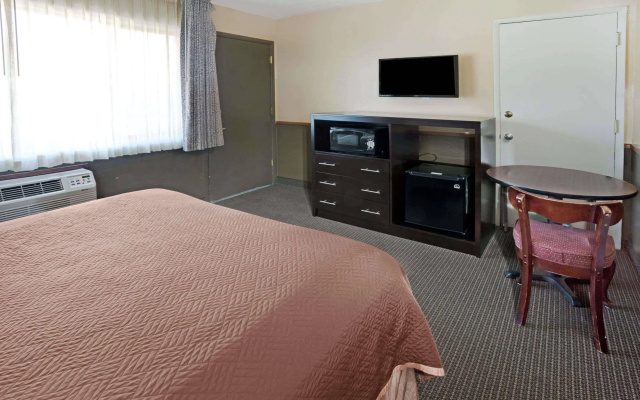 photo 4 of Travelodge by Wyndham Portland City Center