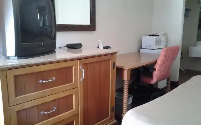 photo 3 of Travelodge Ridgecrest