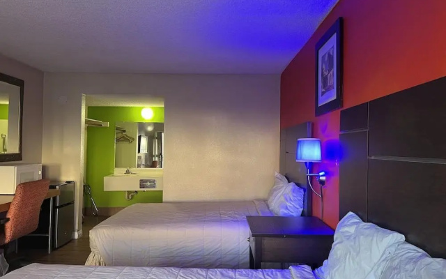 photo 3 of Travelodge Ridgecrest