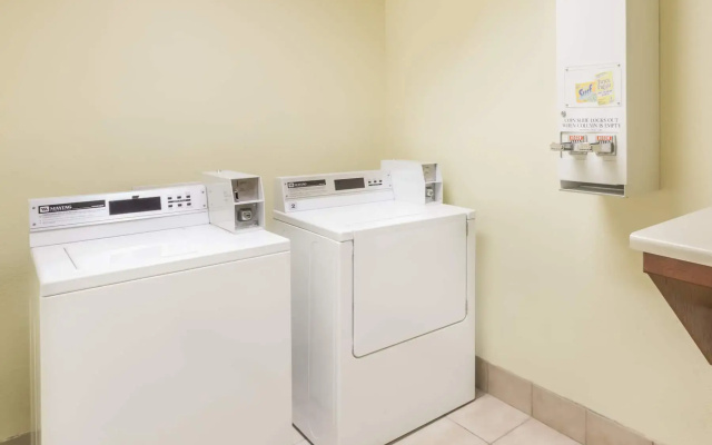 photo 5 of Wingate by Wyndham Savannah Gateway