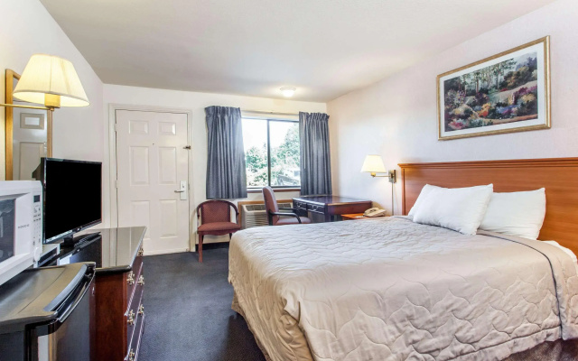 photo 5 of Econo Lodge Edmonds North Seattle